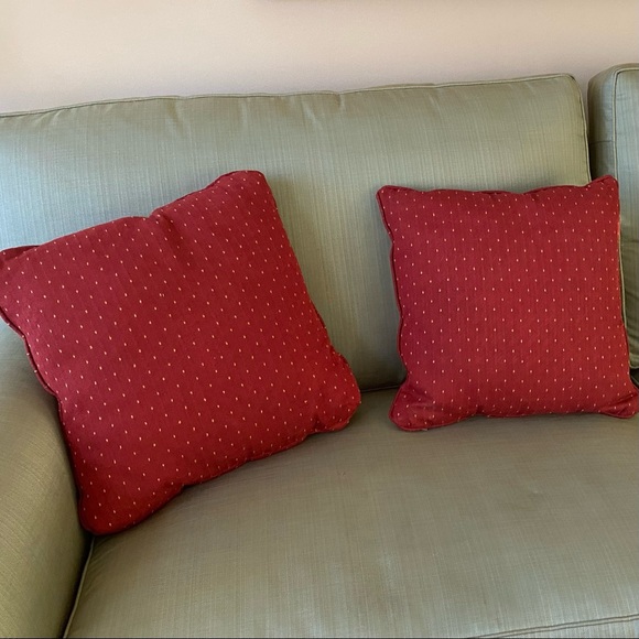 Ethan Allen Accents Ethan Allen Decorative Pillows 8 And 16 Pair Of